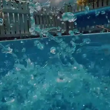 Wakacyjny Z Podgrzewanym Basenem I Jacuzzi Pod Gwiazdami, Studnica, Insko, 