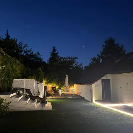 度假居 Wakacyjny Z Podgrzewanym Basenem I Jacuzzi Pod Gwiazdami, Studnica, Insko, 