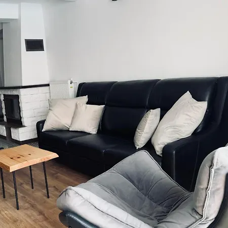 Wakacyjny Z Podgrzewanym Basenem I Jacuzzi Pod Gwiazdami, Studnica, Insko, 